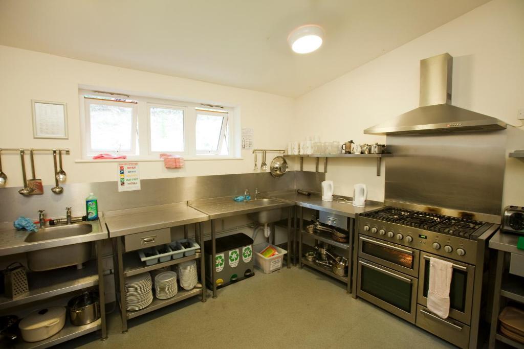 Yha Eastbourne Hostel Bagian luar foto
